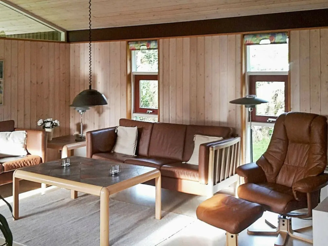 8 Person Holiday Home in Vaeggerlose