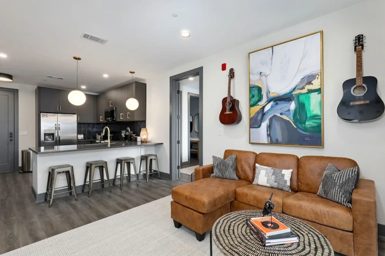2 Bedrooms Standard Family room