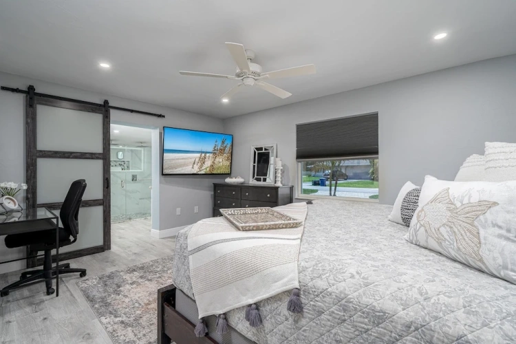 Guest rooms