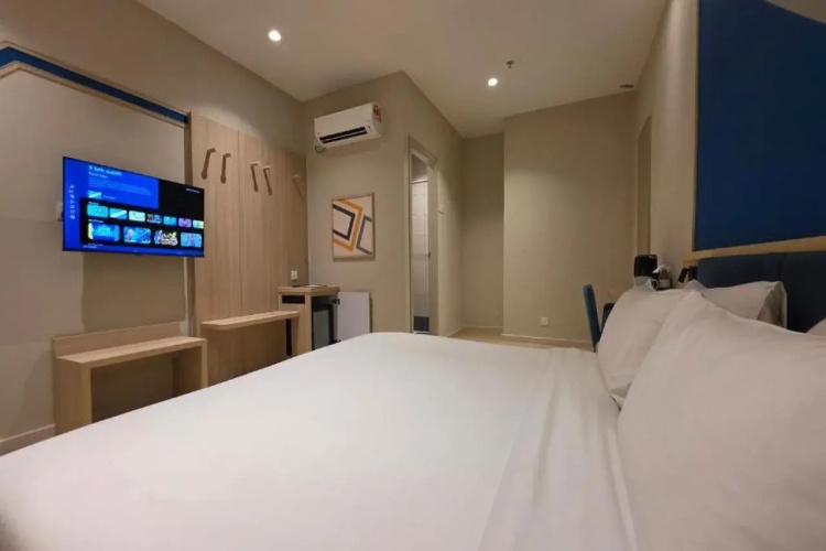 Fives Hotel Meldrum