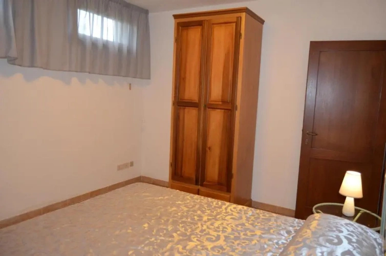 Apartment with garden view