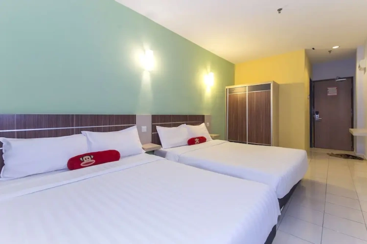 Standard Quadruple room
