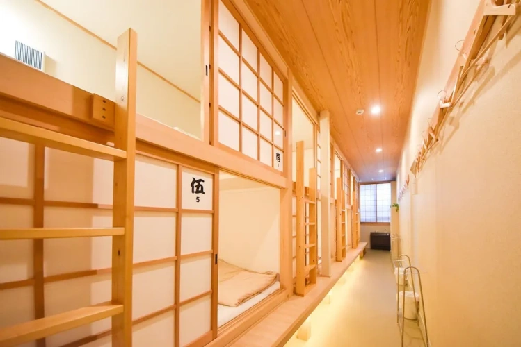Standard Basement room