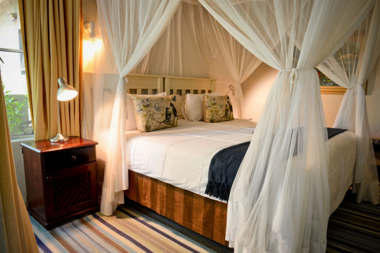Khaya Ndlovu Safari Manor