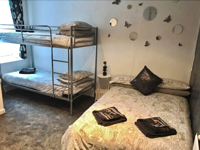 The Butterfly Hotel - Group Weekends