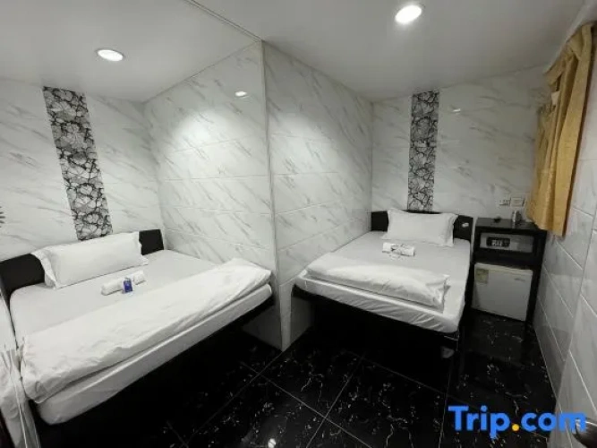 Deluxe Double Suite