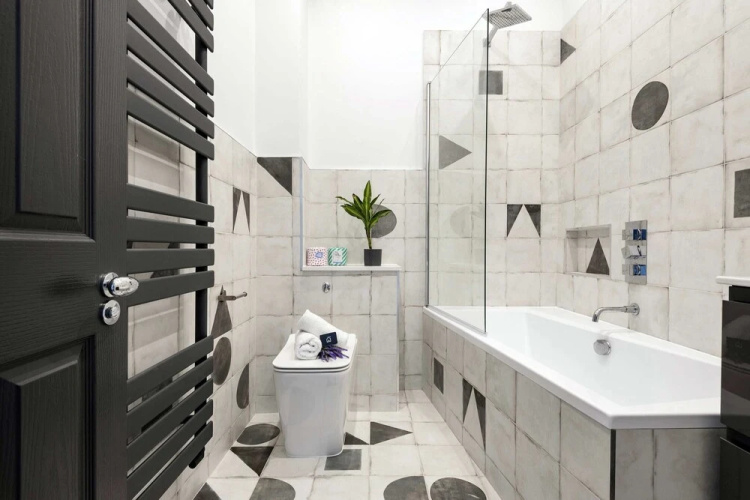 Modern and Bright Highgate Gem