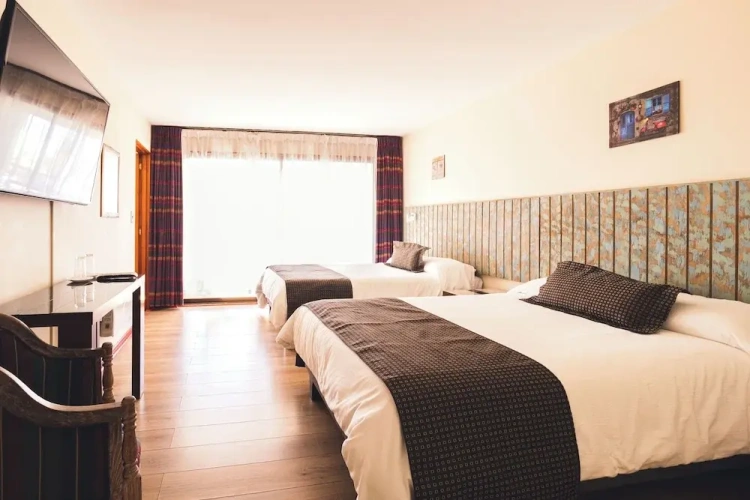 Superior Twin room with balcony and with city view