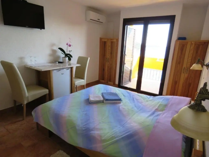 Standard Double room with balcony and with sea view