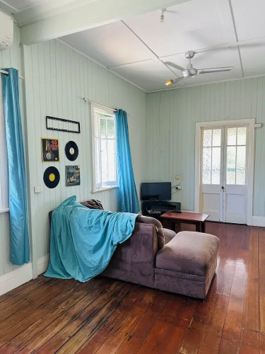 Mossman Exchange & Backpacker Resort