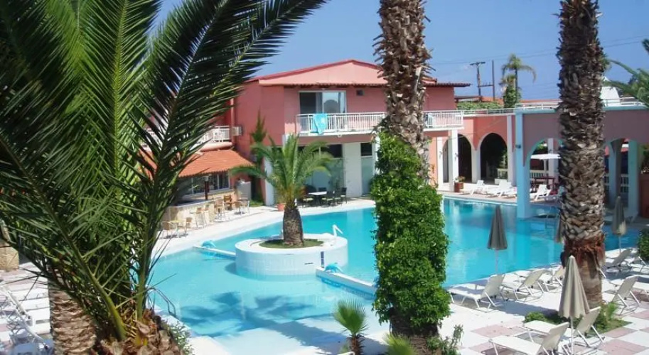 Hotel Papillon 1