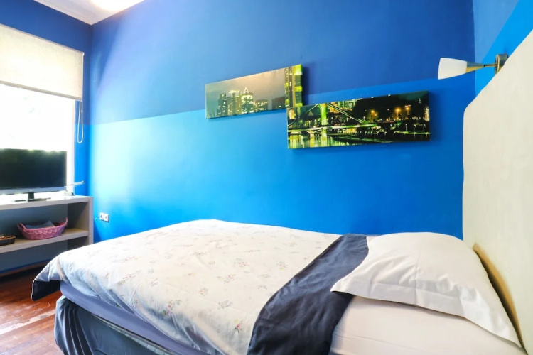 Rose Chamber Bed & Breakfast