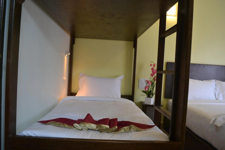 DR Hotel
