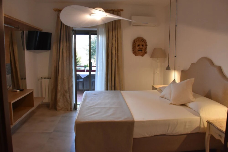 La Mimosa Guest House