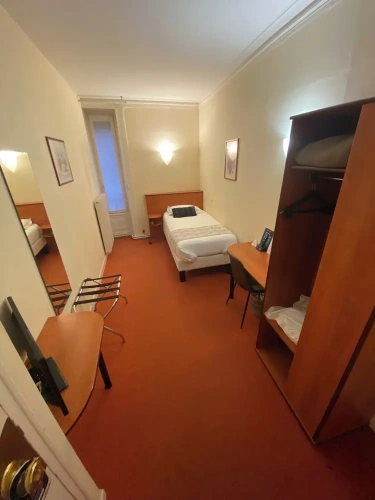 Standard Single room with city view