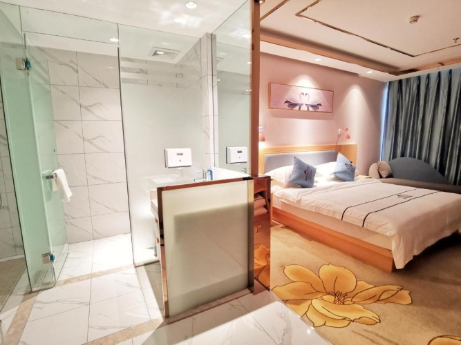Deluxe Double Suite
