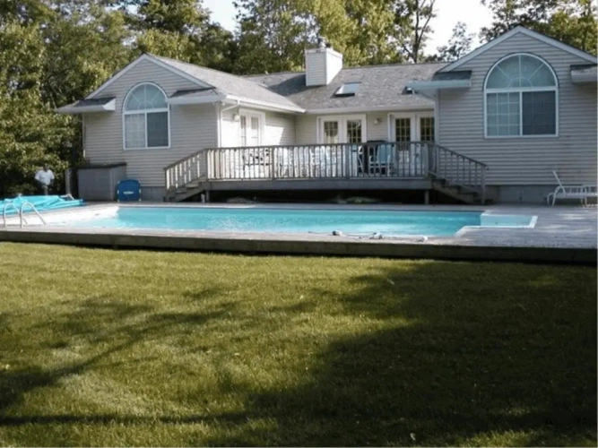 5 Bedrooms Villa