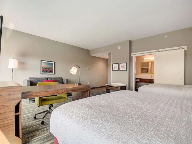 Hampton Inn & Suites Williamstown Ark Encounter