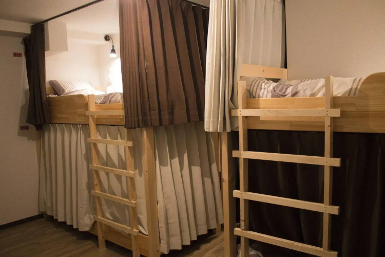 Dotombori Base - Hostel