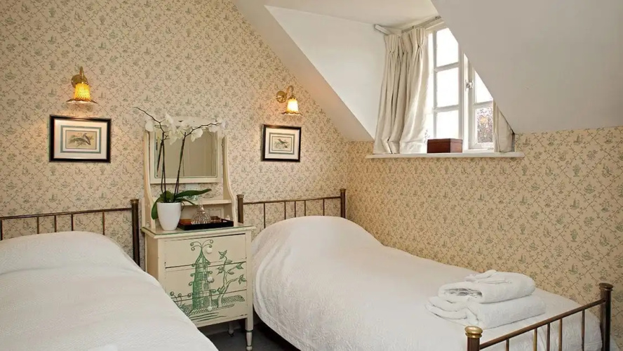 Aintree Cottage