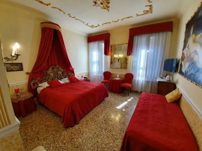 Standard Quadruple room