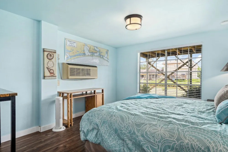 Casa de Rockport by Miss Kitty’s
