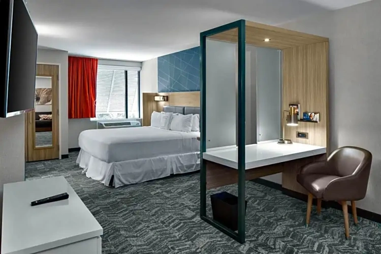 Quadruple Suite