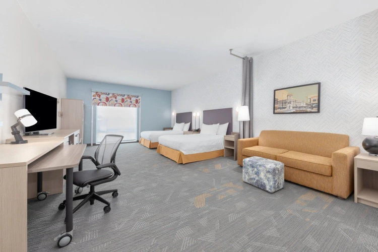 Quadruple Suite