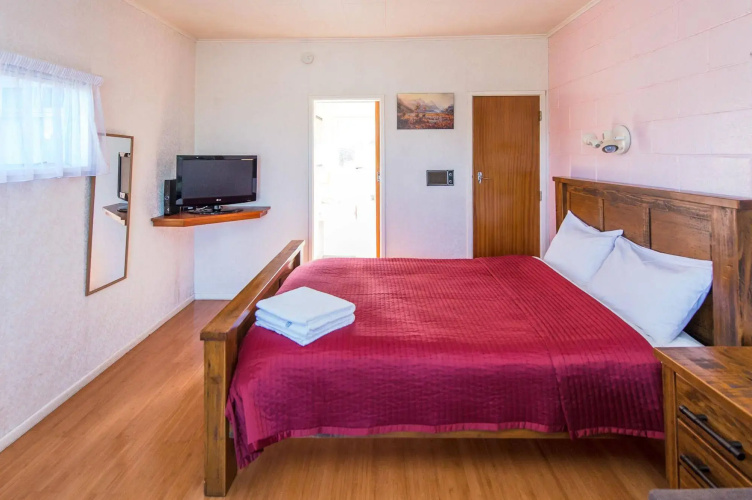 Astral Motel