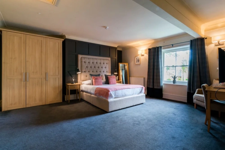 Standard Family room