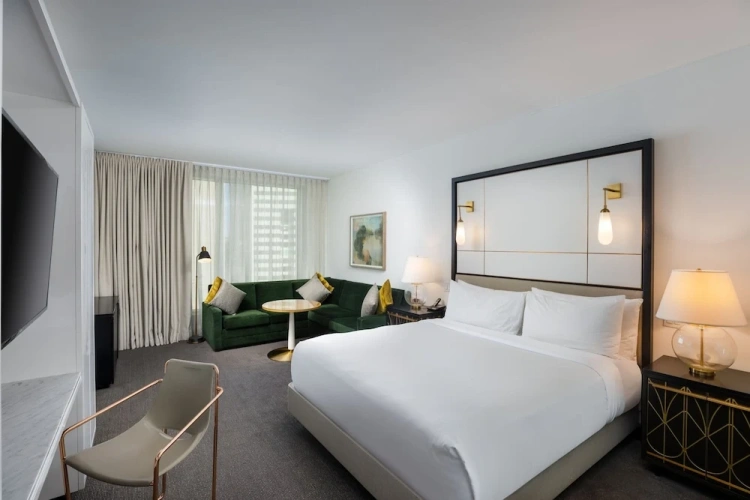Executive Double room with city view