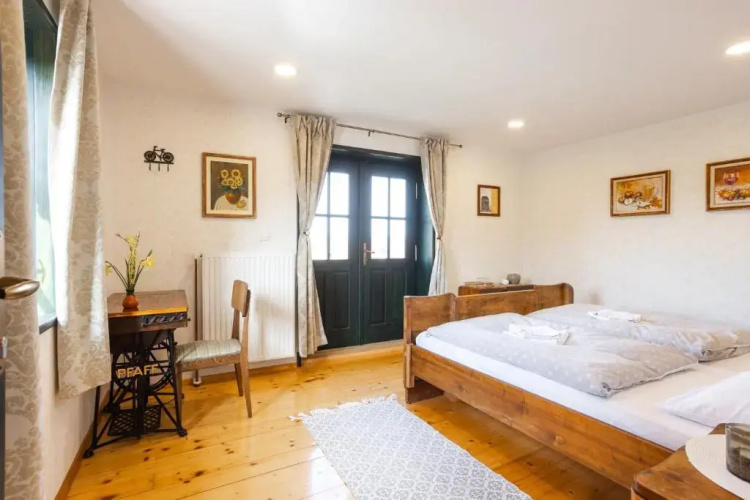 Hostel Gabronka