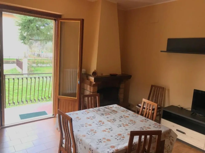 3 Bedrooms Cottage