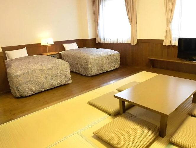Rakuchin Hotel