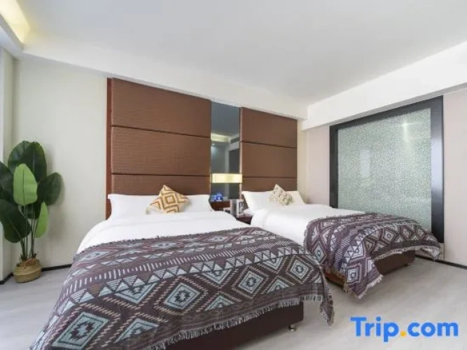 Luxury Twin room