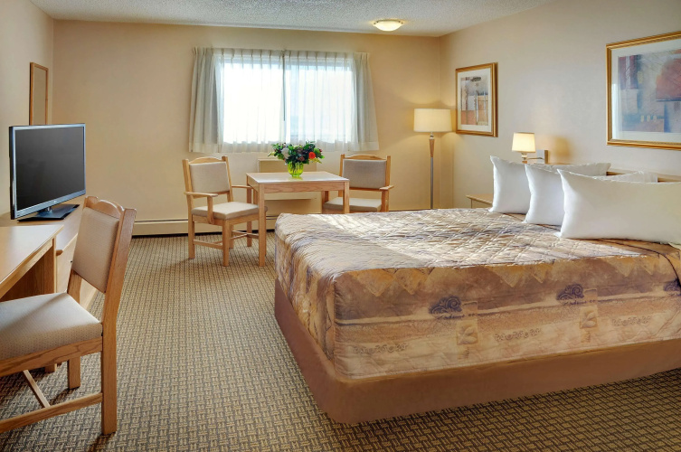 Nova Inn Kindersley