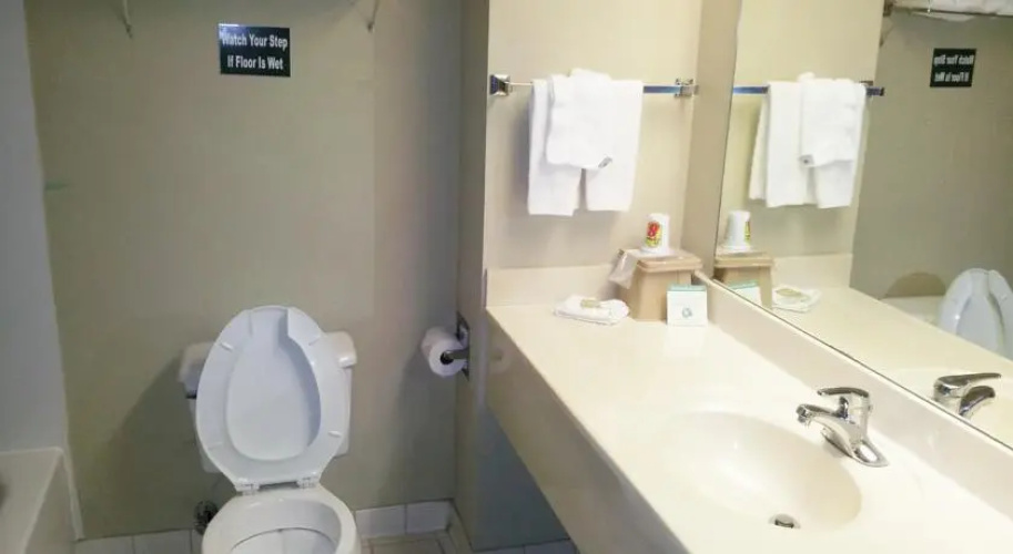 Namaste Inn & Suites