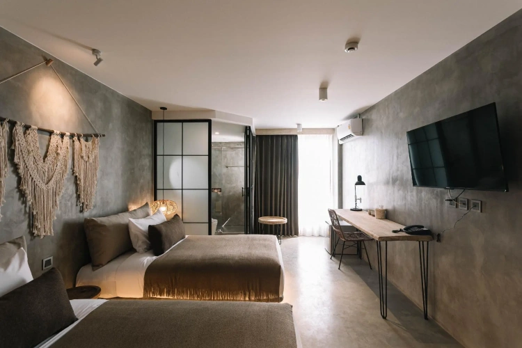 Standard Twin room