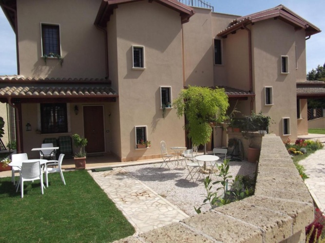 3 Bedrooms Villa