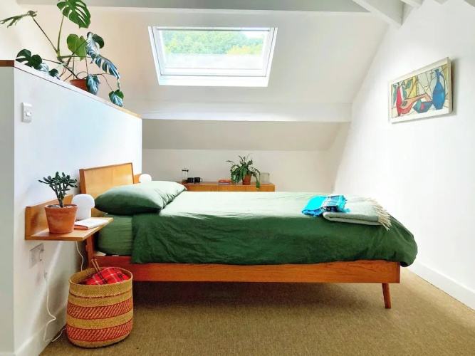 The Old Riverside School House Apt 3