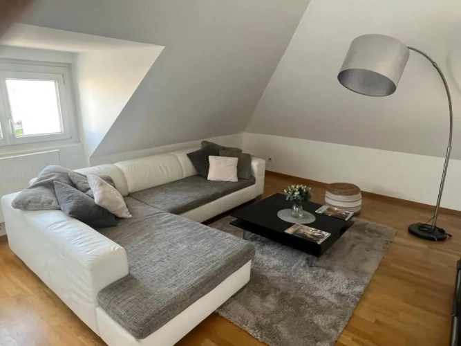 3 Bedrooms Apartment