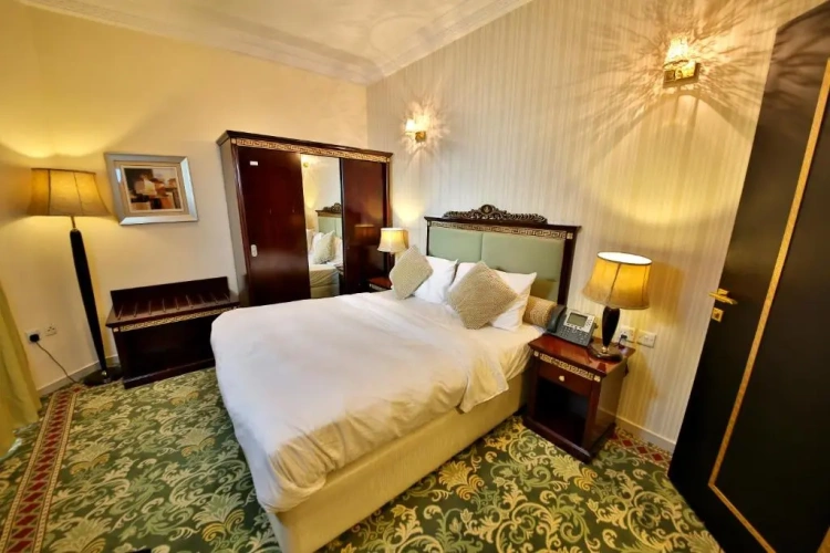 1 Bedroom Deluxe Double Apartment