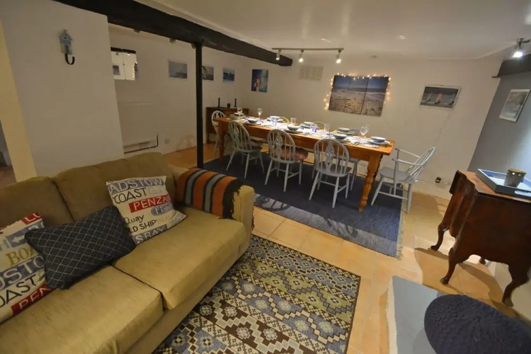 Wavecrest House