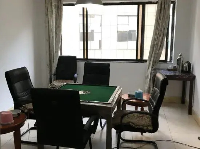 Hua Qiao Hotel