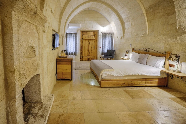 Design Cave Hotel