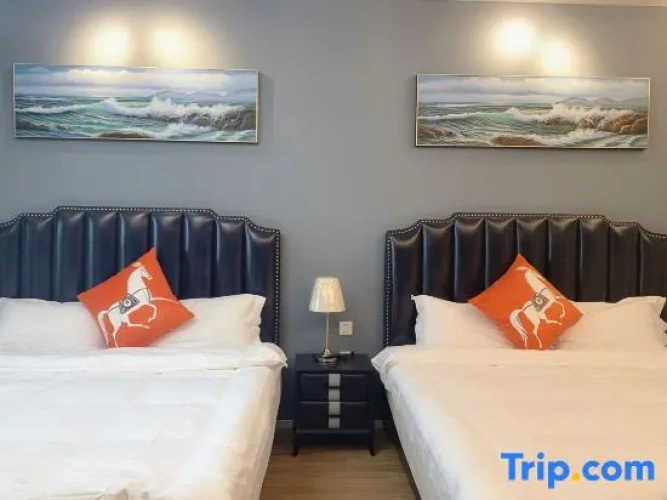 Standard Twin room with garden view
