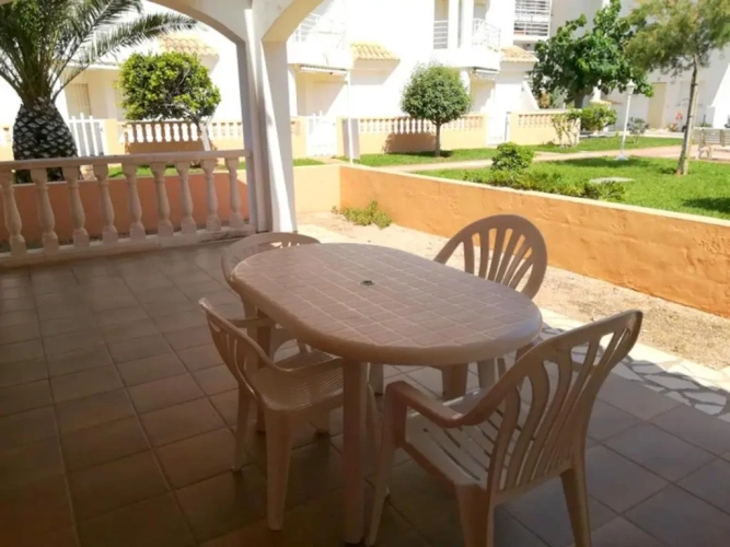 2 Bedrooms Apartment