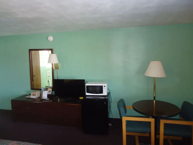 Budget Host Inn Somerset