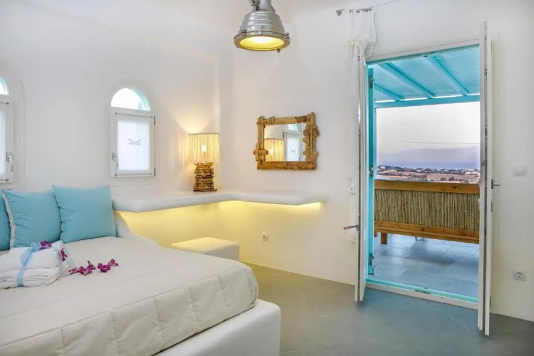 Aegean Queen Villas