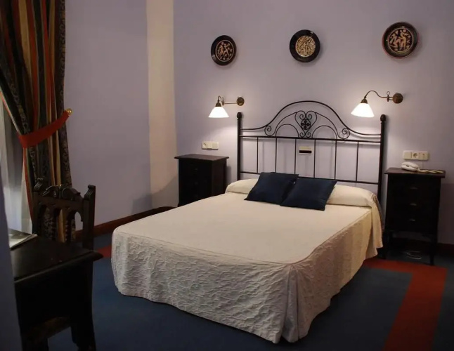 Hotel Alvar Fañez